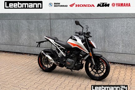 KTM 390 Duke
