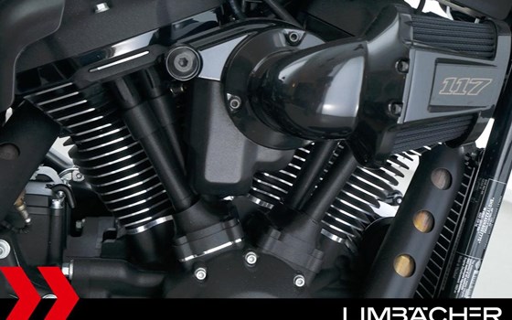 Gebrauchtmotorrad Harley-Davidson Softail Low Rider ST - Bild 20