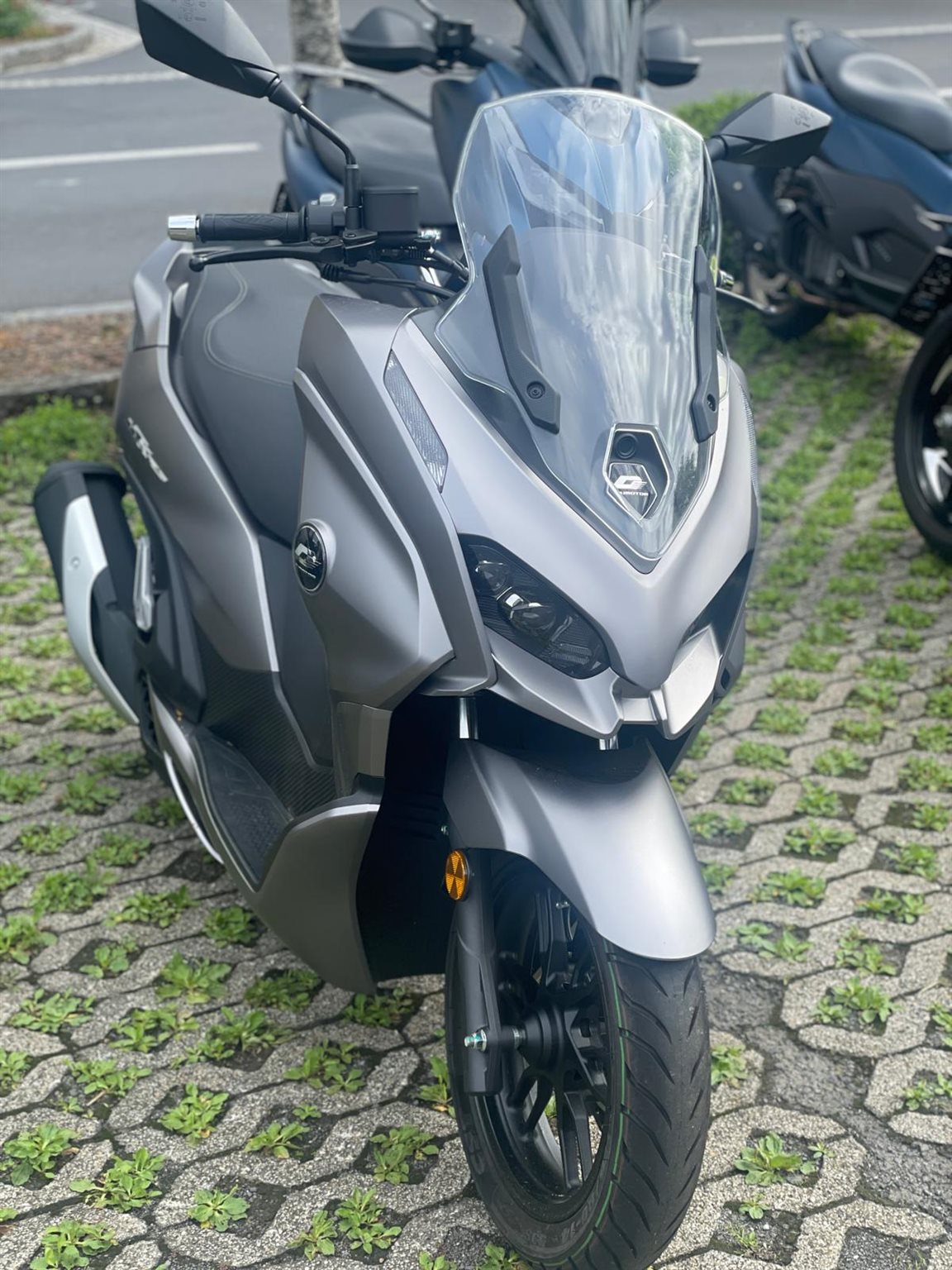 QJ Motor MTX 125
