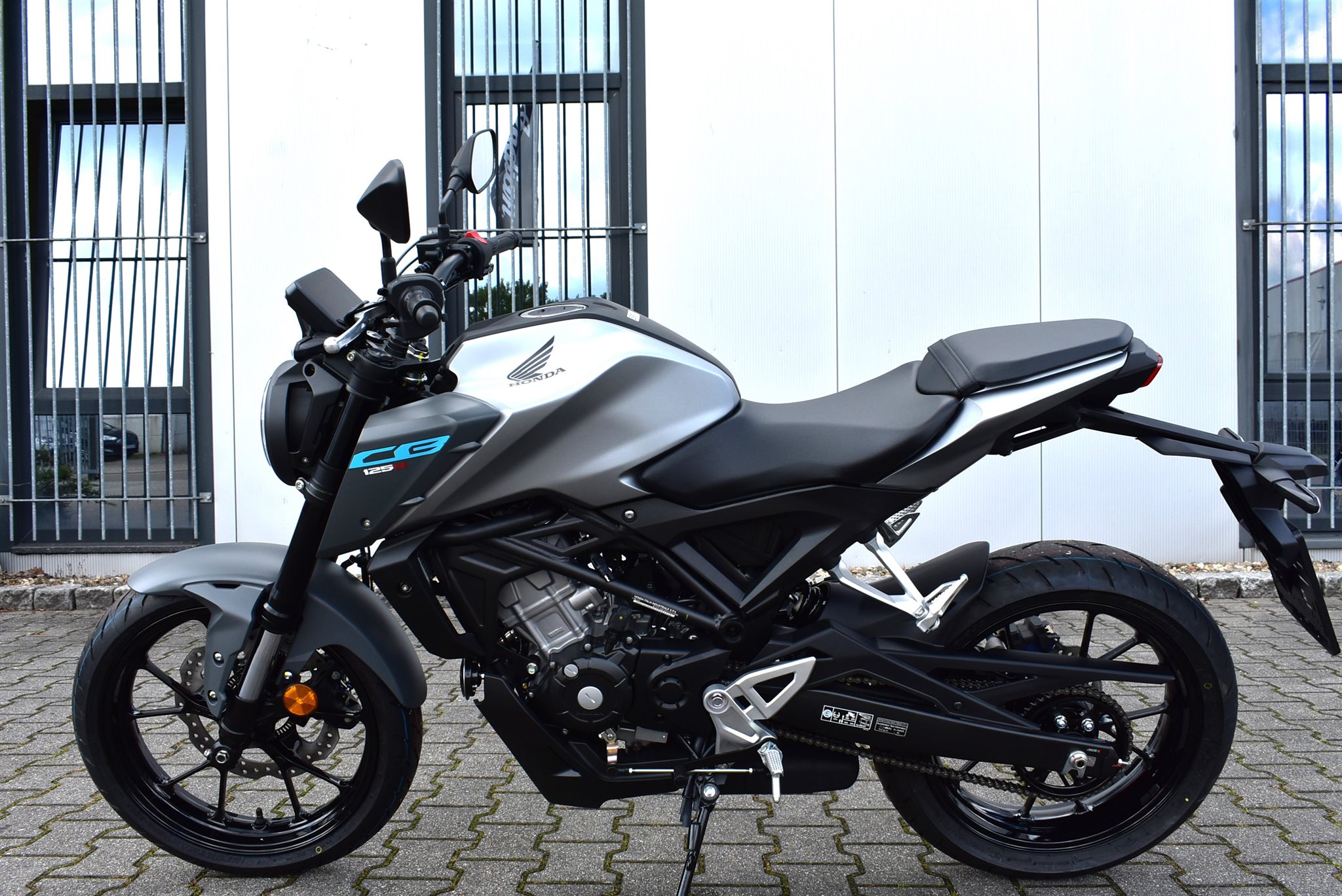 Honda CB125R