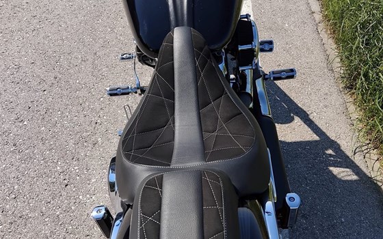 Gebrauchtmotorrad Harley-Davidson Softail Breakout FXSB - Bild 15