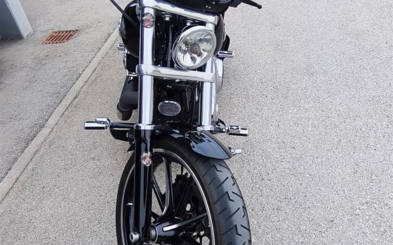 Gebrauchtmotorrad Harley-Davidson Softail Breakout FXSB - Bild 9