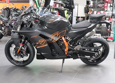 NEUFAHRZEUG KTM 990 RC R