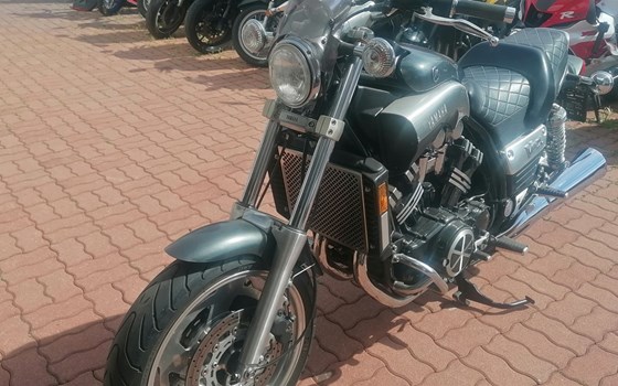 Gebrauchtmotorrad Yamaha V-Max VMX 1200 - Bild 6