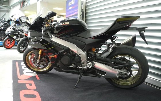 Gebrauchtmotorrad Aprilia RSV4 1100 Factory - Bild 2