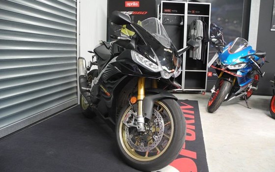 Gebrauchtmotorrad Aprilia RSV4 1100 Factory - Bild 4