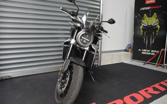 Gebrauchtmotorrad Honda CB 1000 R - Bild 3