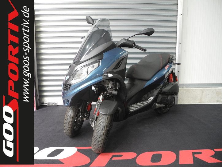 Piaggio MP3 300 Sport