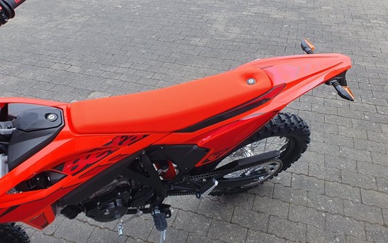 Neufahrzeug Beta RR 125 4T LC Enduro - Bild 13