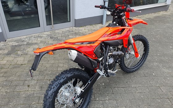 Neufahrzeug Beta RR 125 4T LC Enduro - Bild 17