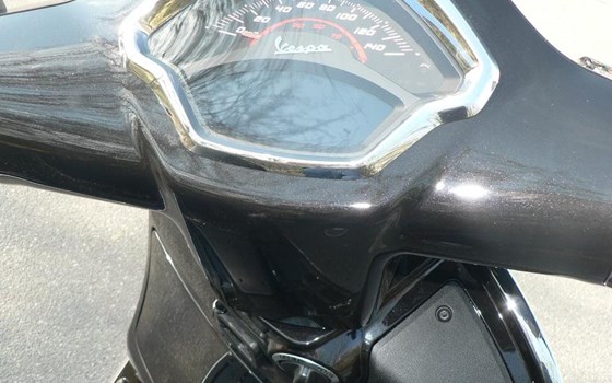 Neufahrzeug Vespa GTS 310 Super - Bild 6