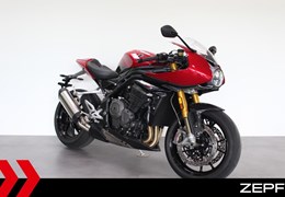 Gebrauchte Triumph Speed Triple 1200 RR