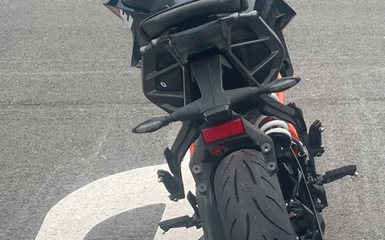 Neufahrzeug KTM 390 Duke - Bild 3