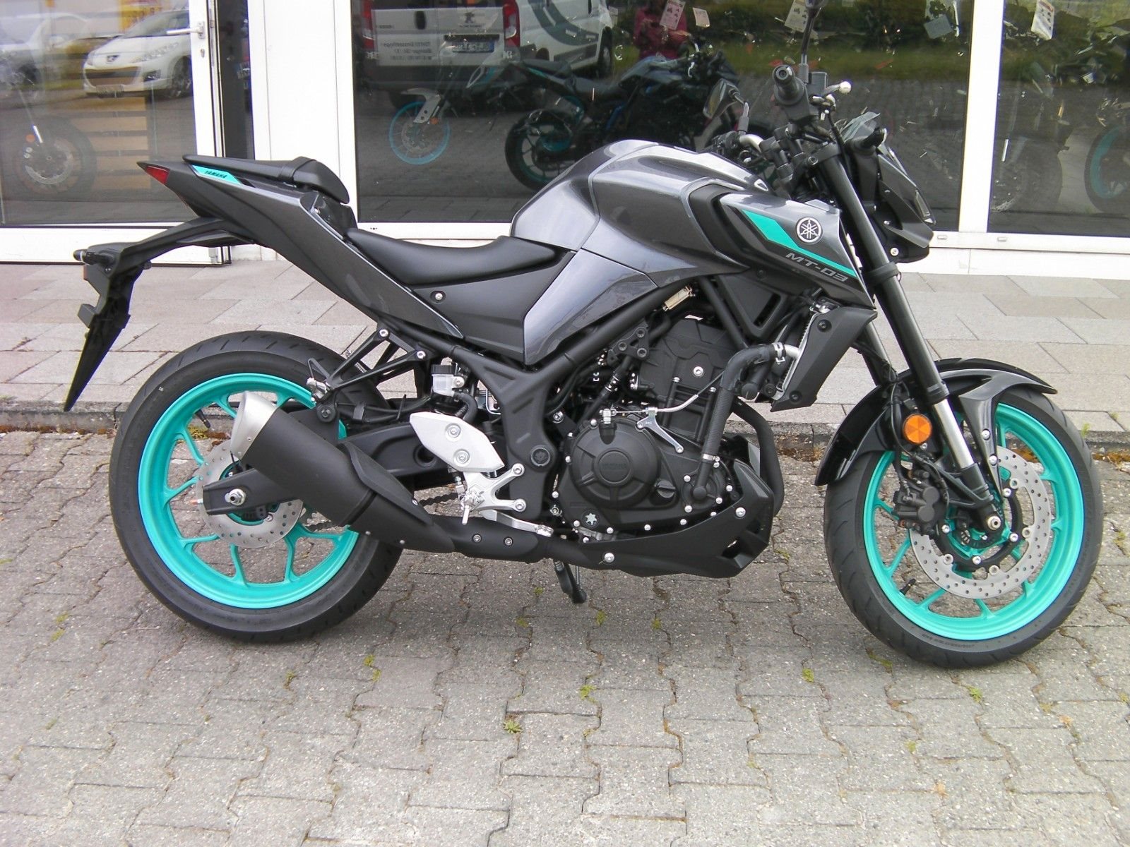 Yamaha MT-03