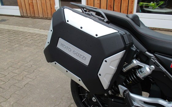 Gebrauchtmotorrad Moto Guzzi V85 TT - Bild 12