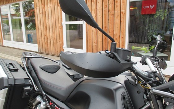 Gebrauchtmotorrad Moto Guzzi V85 TT - Bild 17