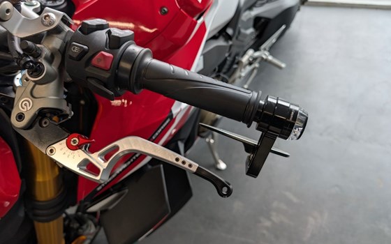 Gebrauchtmotorrad Ducati Streetfighter V4 S - Bild 4