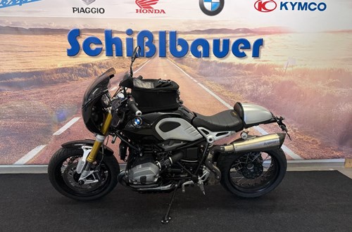BMW R nineT