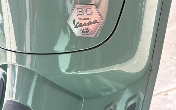 Neufahrzeug Vespa Primavera 80th 125 - Bild 5