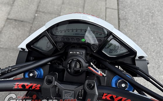 Gebrauchtmotorrad Honda CB 1000 R - Bild 11