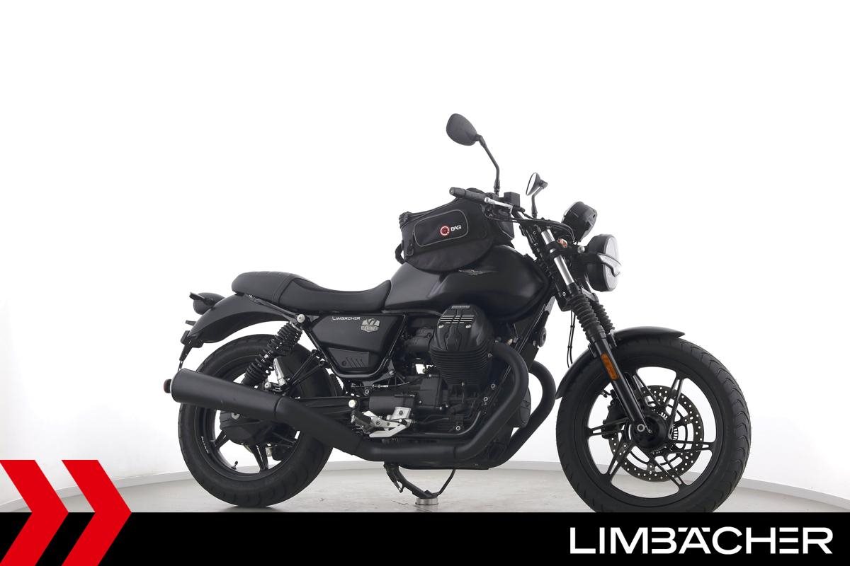 Moto Guzzi V7 Stone