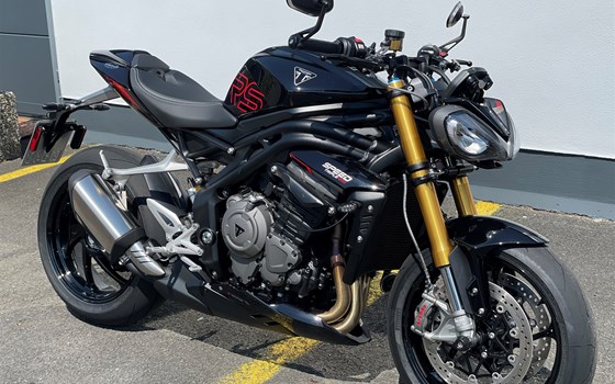 Gebrauchtmotorrad Triumph Speed Triple 1200 RS - Bild 3