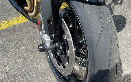 Gebrauchtmotorrad Triumph Speed Triple 1200 RS - Bild 8