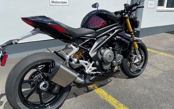 Gebrauchtmotorrad Triumph Speed Triple 1200 RS - Bild 2