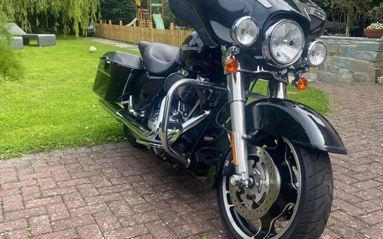 Gebrauchtmotorrad Harley-Davidson Street Glide FLHX - Bild 7