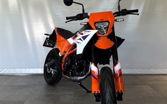 Neufahrzeug KTM 390 SMC R - Bild 6