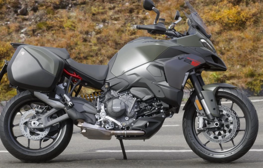 Ducati Multistrada V2 S<br />Travel