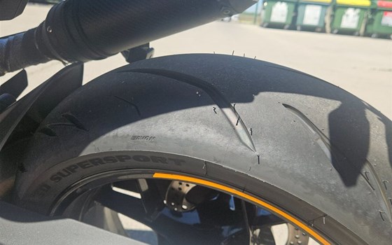 Gebrauchtmotorrad KTM 890 Duke - Bild 5