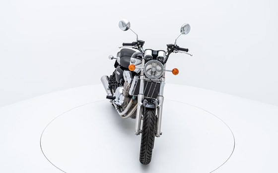 Motorrad Occasion Triumph Adventurer - Bild 7