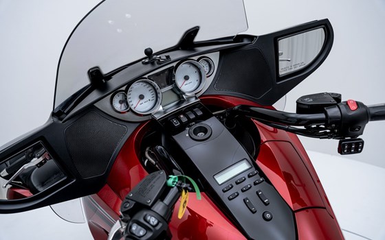 Motorrad Occasion Victory Vision Tour - Bild 8