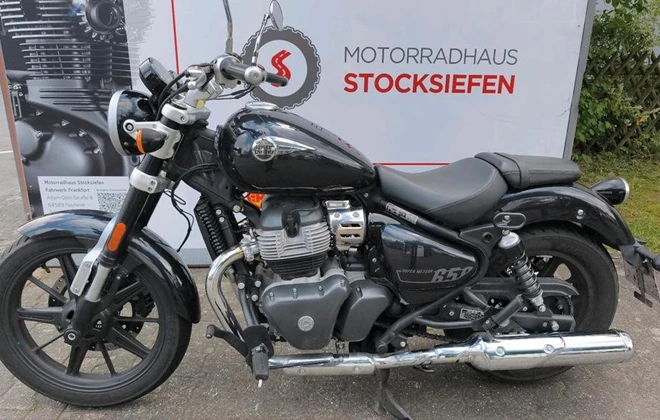 Royal Enfield Super Meteor 650