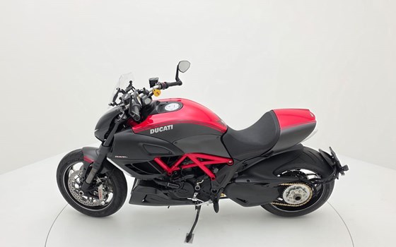 Motorrad Occasion Ducati Diavel 1200 - Bild 6