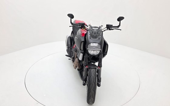 Motorrad Occasion Ducati Diavel 1200 - Bild 7