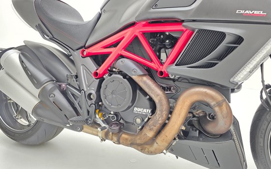 Motorrad Occasion Ducati Diavel 1200 - Bild 8