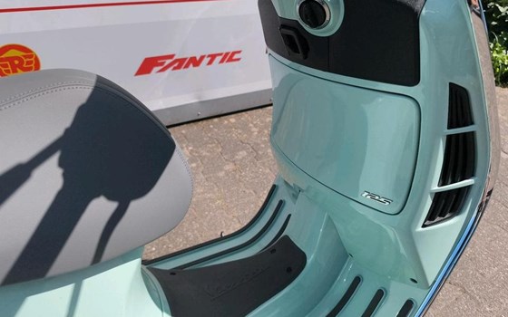 Gebrauchtmotorrad Piaggio GTS 125 - Bild 11