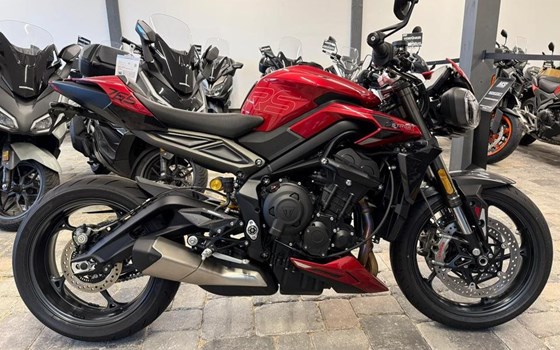 Gebrauchtmotorrad Triumph Street Triple 765 RS - Bild 1