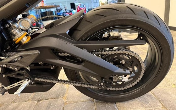 Gebrauchtmotorrad Triumph Street Triple 765 RS - Bild 10