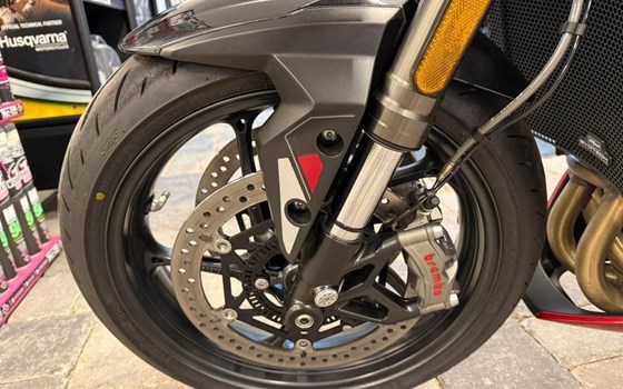 Gebrauchtmotorrad Triumph Street Triple 765 RS - Bild 7