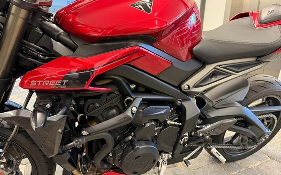 Gebrauchtmotorrad Triumph Street Triple 765 RS - Bild 8
