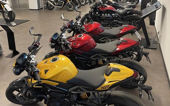 Gebrauchtmotorrad Triumph Street Triple 765 RS - Bild 12