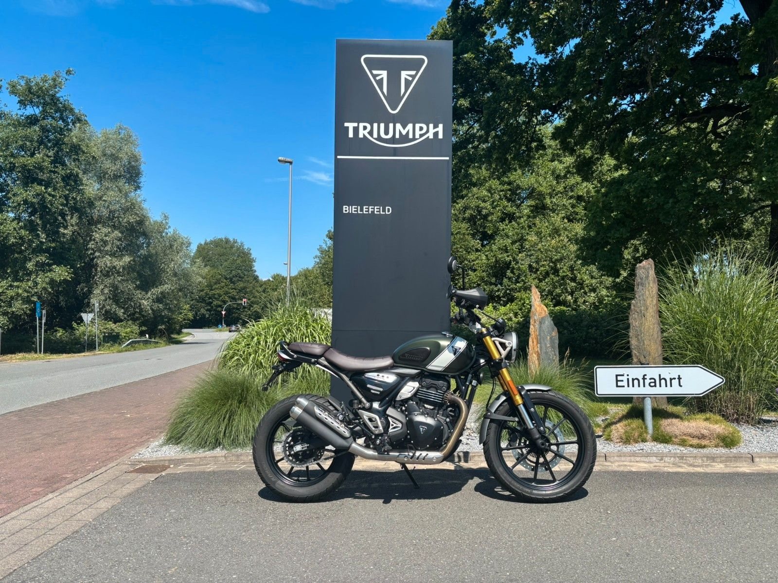 Triumph Scrambler 400 X