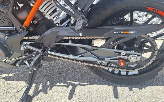 Gebrauchtmotorrad KTM 125 Duke - Bild 5