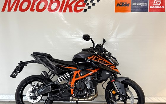 Neufahrzeug KTM 390 Duke - Bild 1