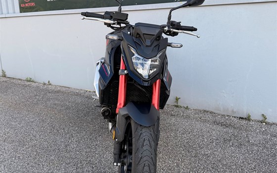 Gebrauchtmotorrad Honda CB750 Hornet - Bild 2