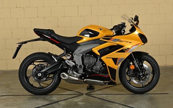 Neufahrzeug Triumph Daytona 660 - Bild 1