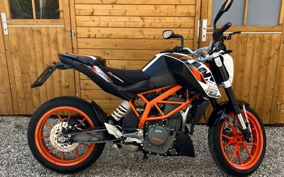 Gebrauchtmotorrad KTM 390 Duke - Bild 1